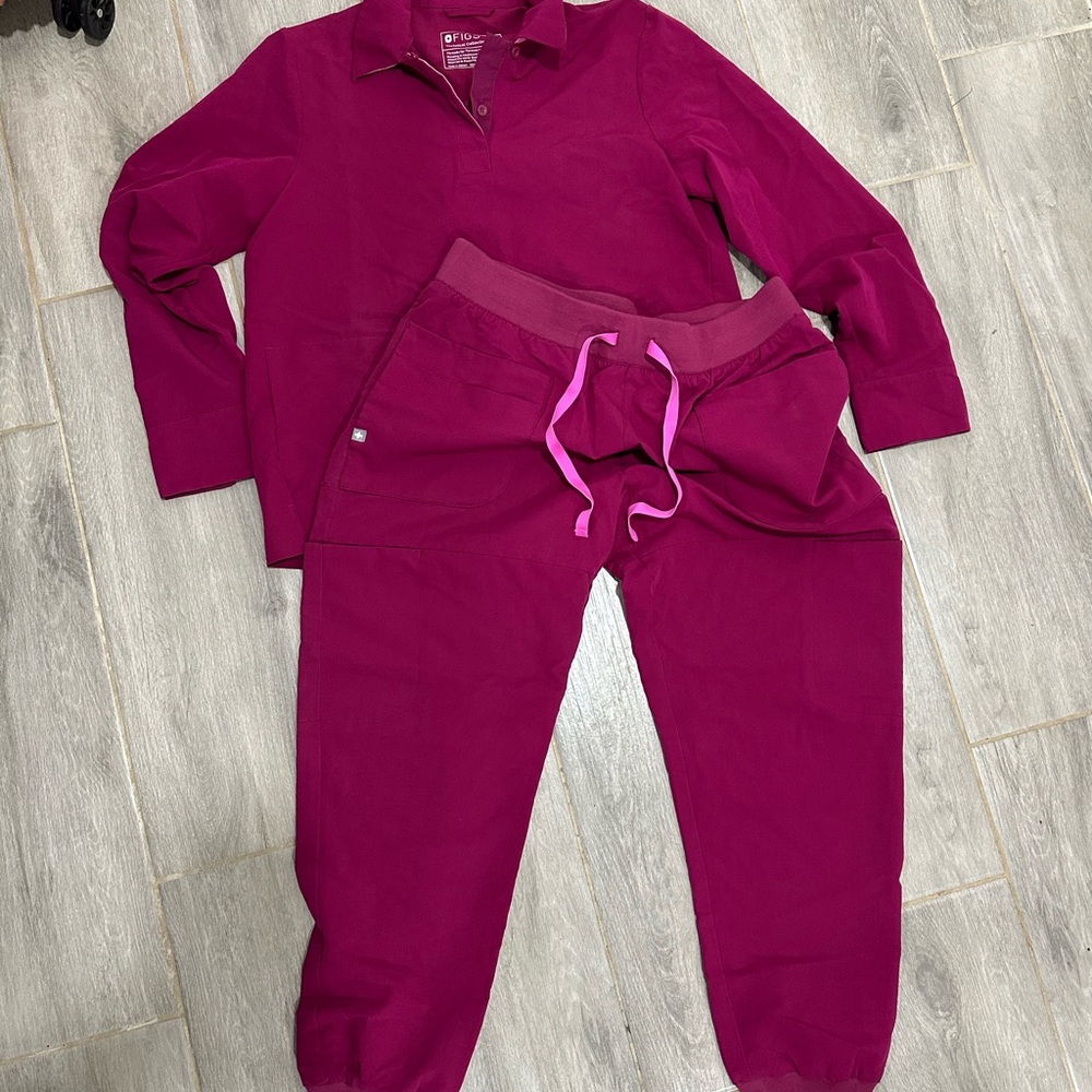 Figs scrubs Women's Set